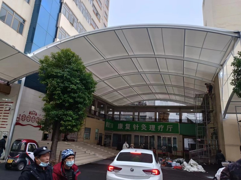 连云区推拉雨棚定制厂家，仓库通道、卸货区移动伸缩棚搭建-2
